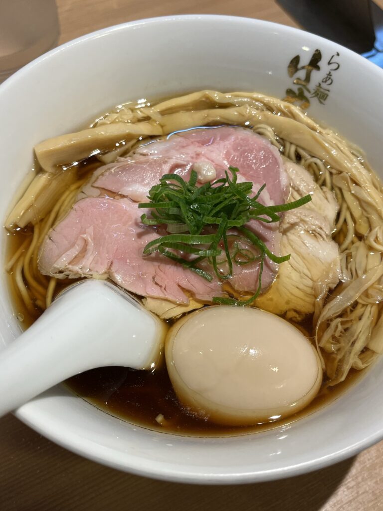 らぁ麺はやし田新宿本店特製ラーメン