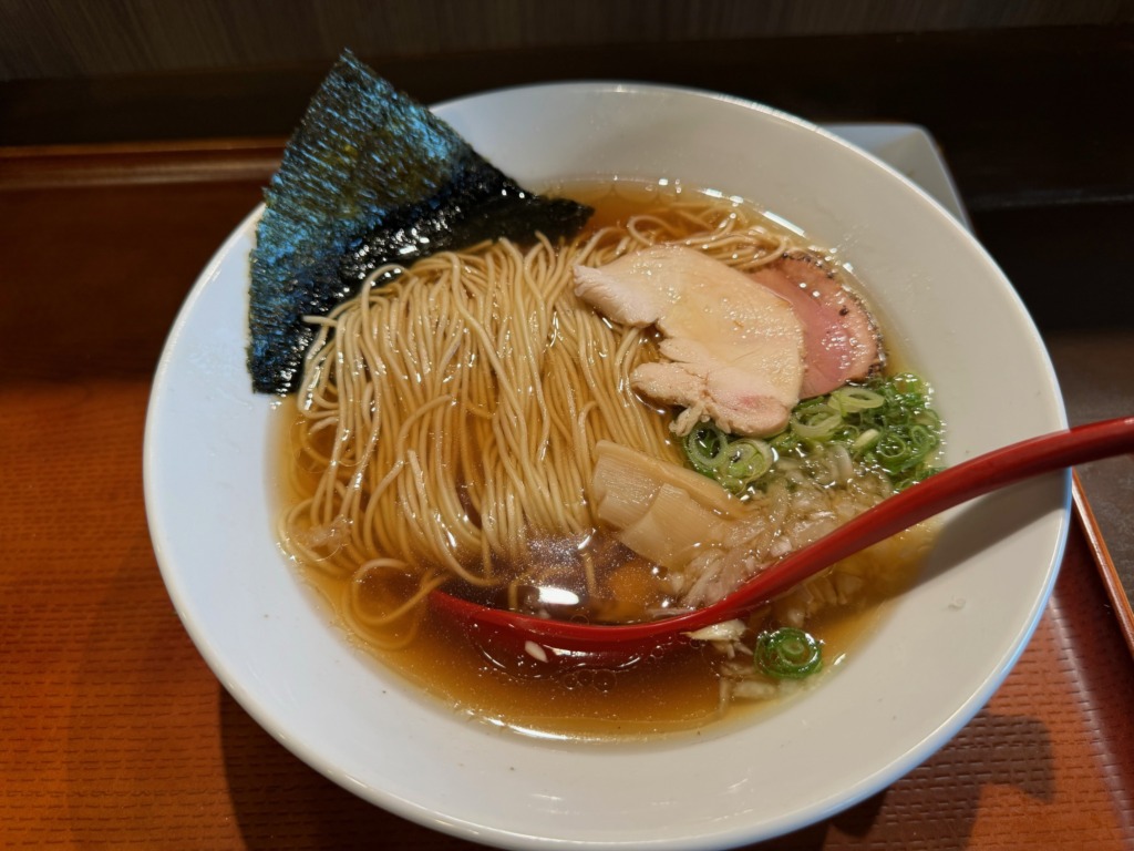 大門食堂の醤油ラーメン