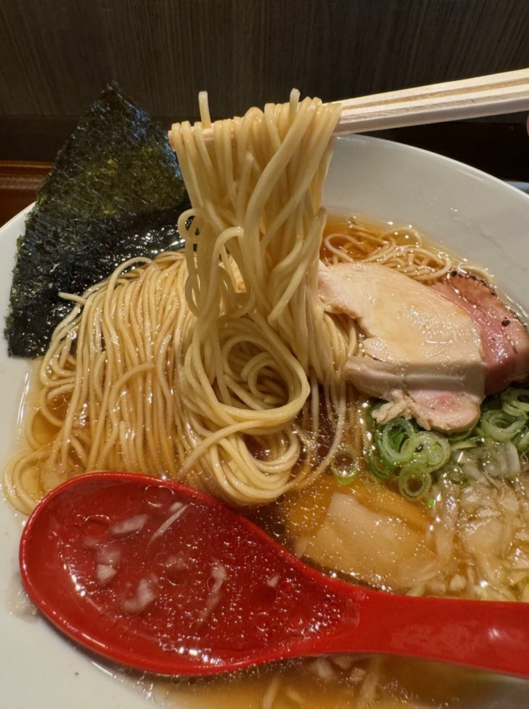 大門食堂の醤油ラーメン