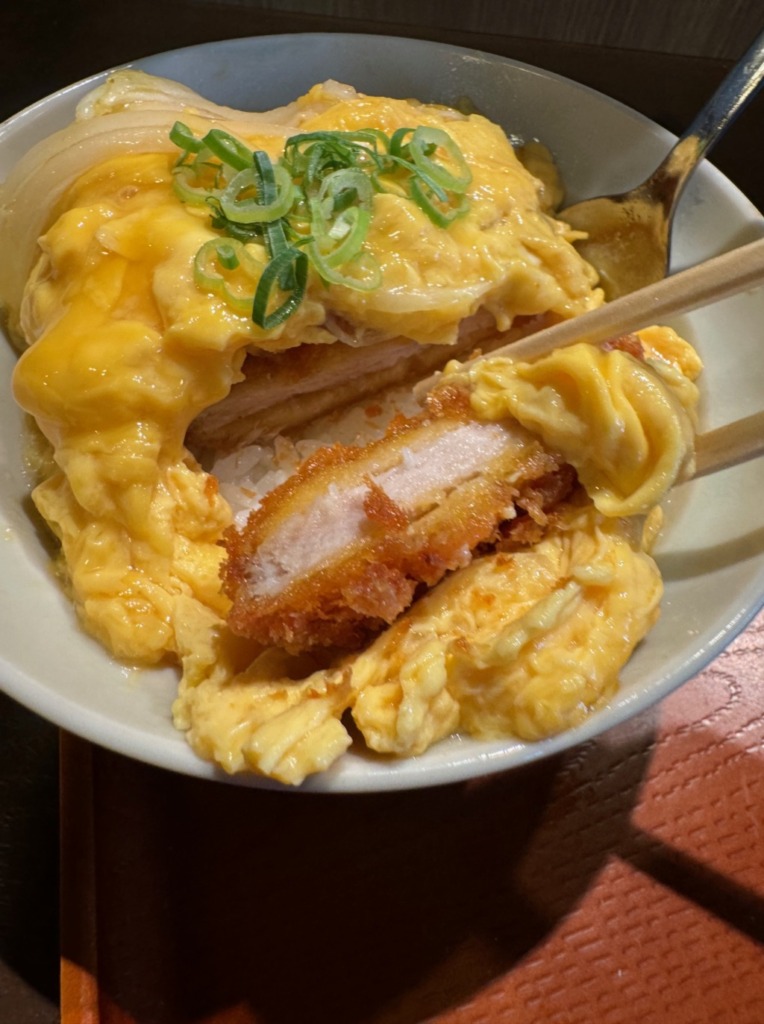 大門食堂のカツ丼