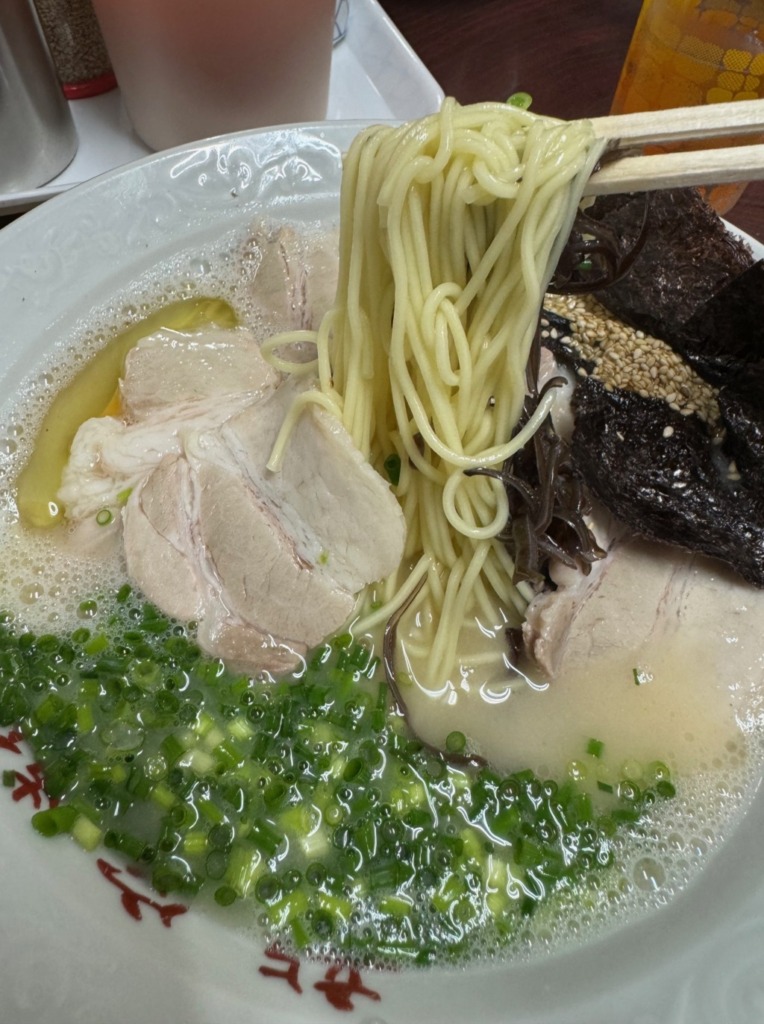 龍宝軒の麺