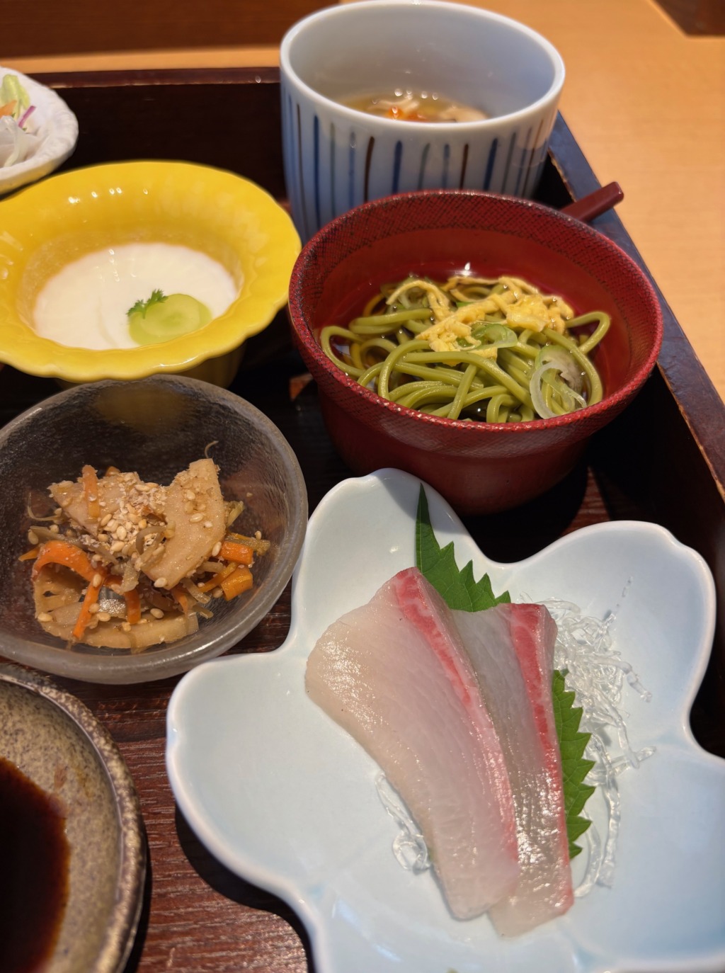 佐賀市にある居酒屋「さがん大地」予約必須の健康的な限定30食ランチ