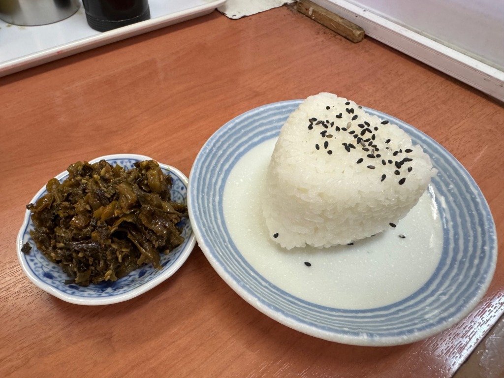 博多とんこつラーメン喜隆のおにぎり