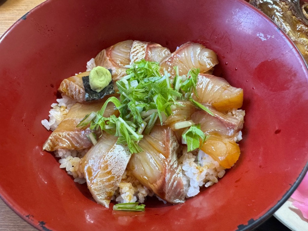 かんぱち漬け丼