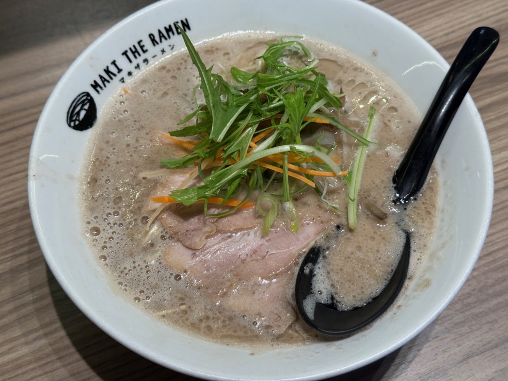 マキザラーメンのゴボウラーメン