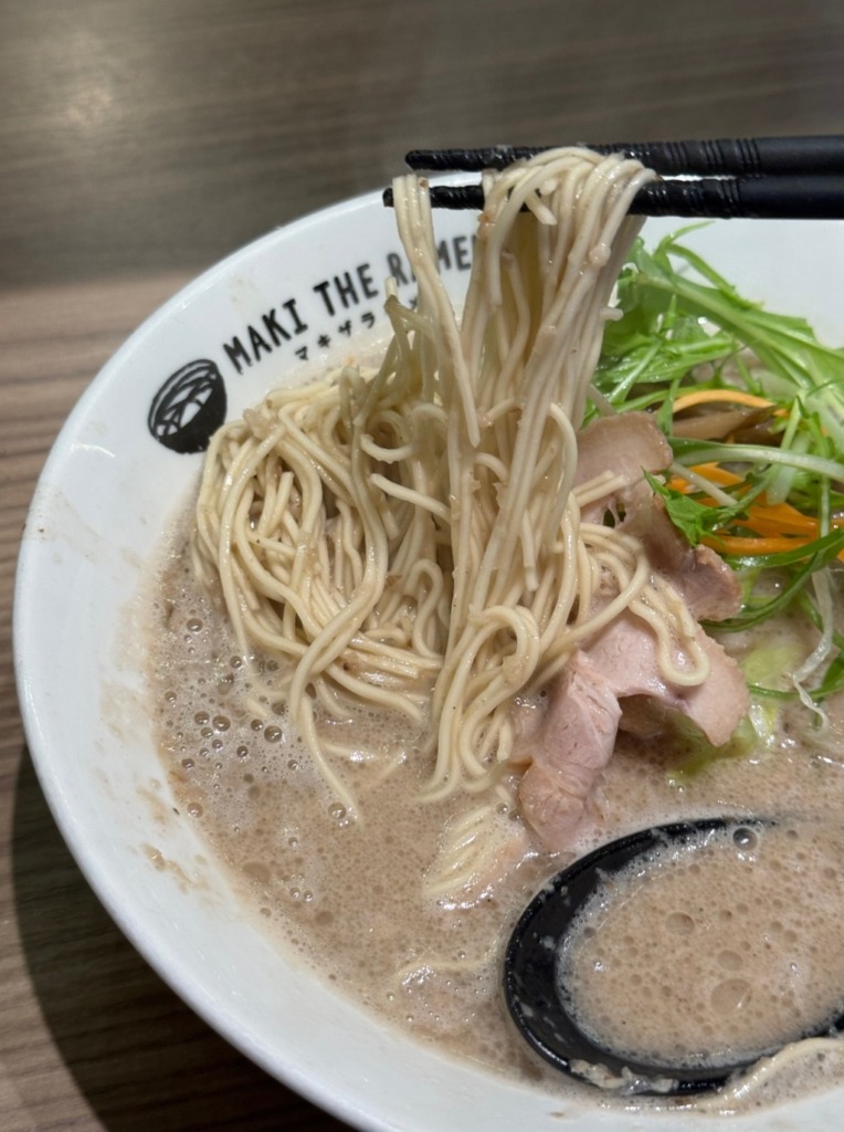 マキザラーメンのゴボウラーメン