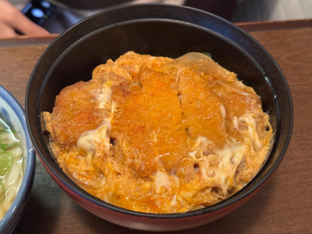 大助うどんのカツ丼