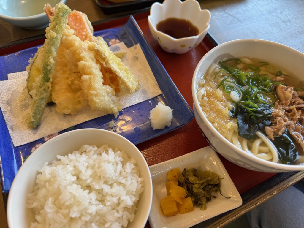 佐賀にあるどん亭の天ぷら定食