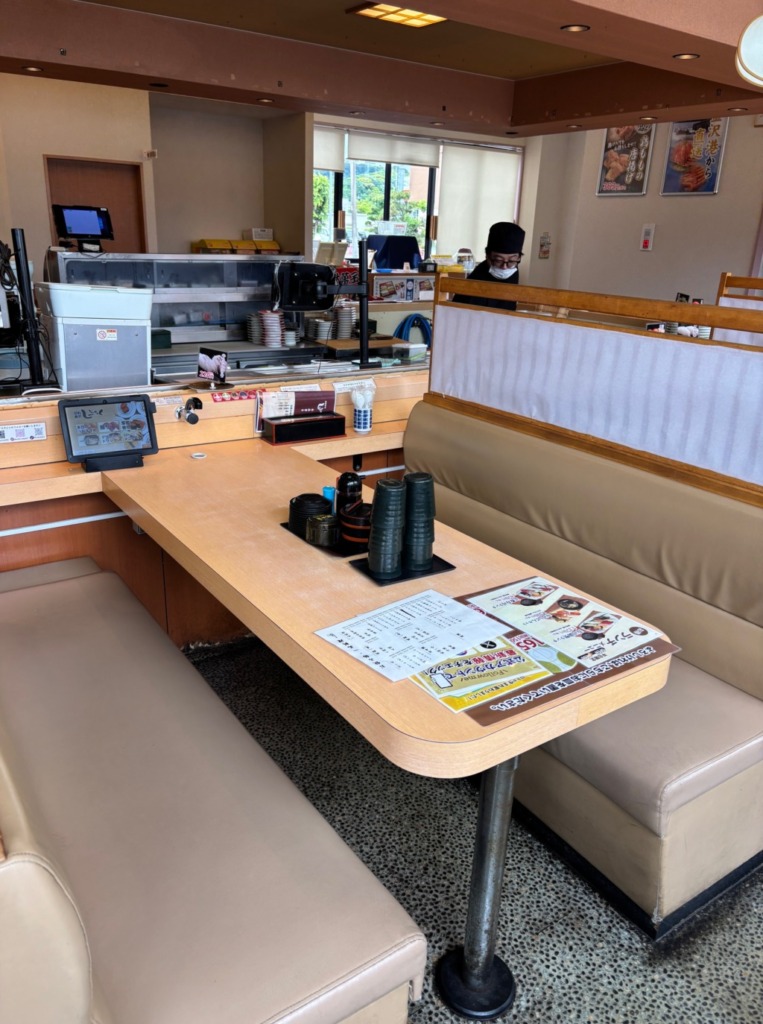 しーじゃっく武雄店の店内