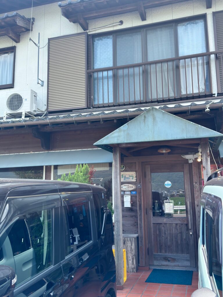 佐賀県嬉野市のカフェレストランリーフの外観
