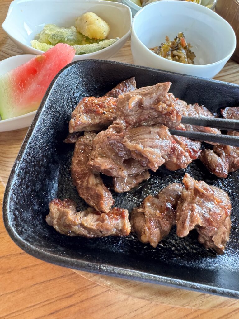 佐賀県嬉野市のカフェレストランリーフのDランチ(コロコロ焼肉)