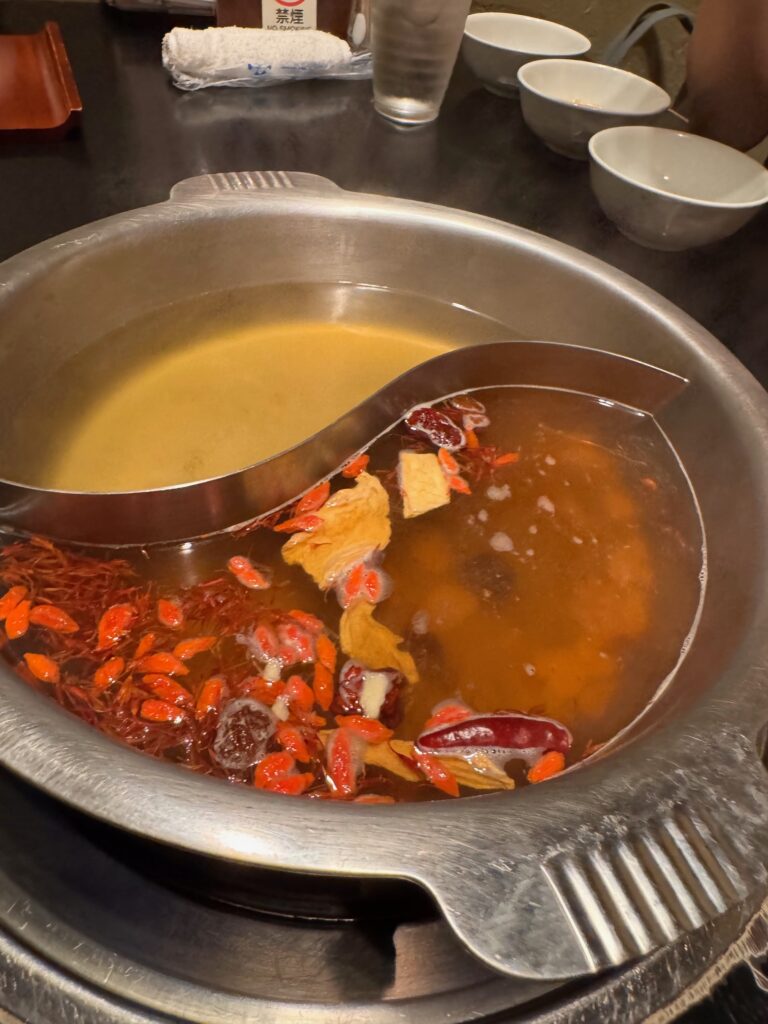 佐賀県の大和町にあるなべ家和元の薬膳スープ
