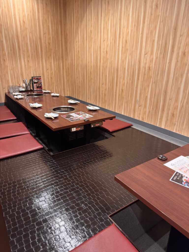 佐賀にある焼肉季咲楽の店内
