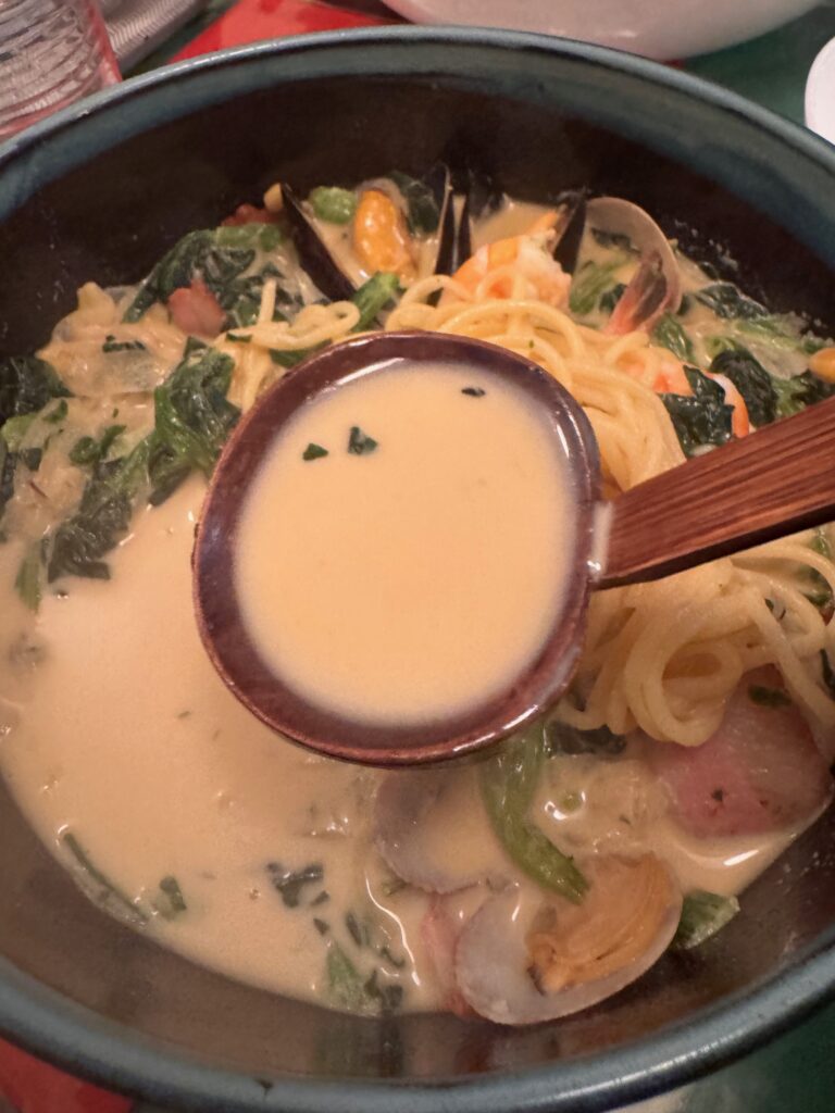 イタリアンちゃんぽんのクリーミーなスープ