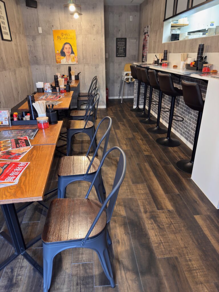 麺屋龍道新郷本町店の店内