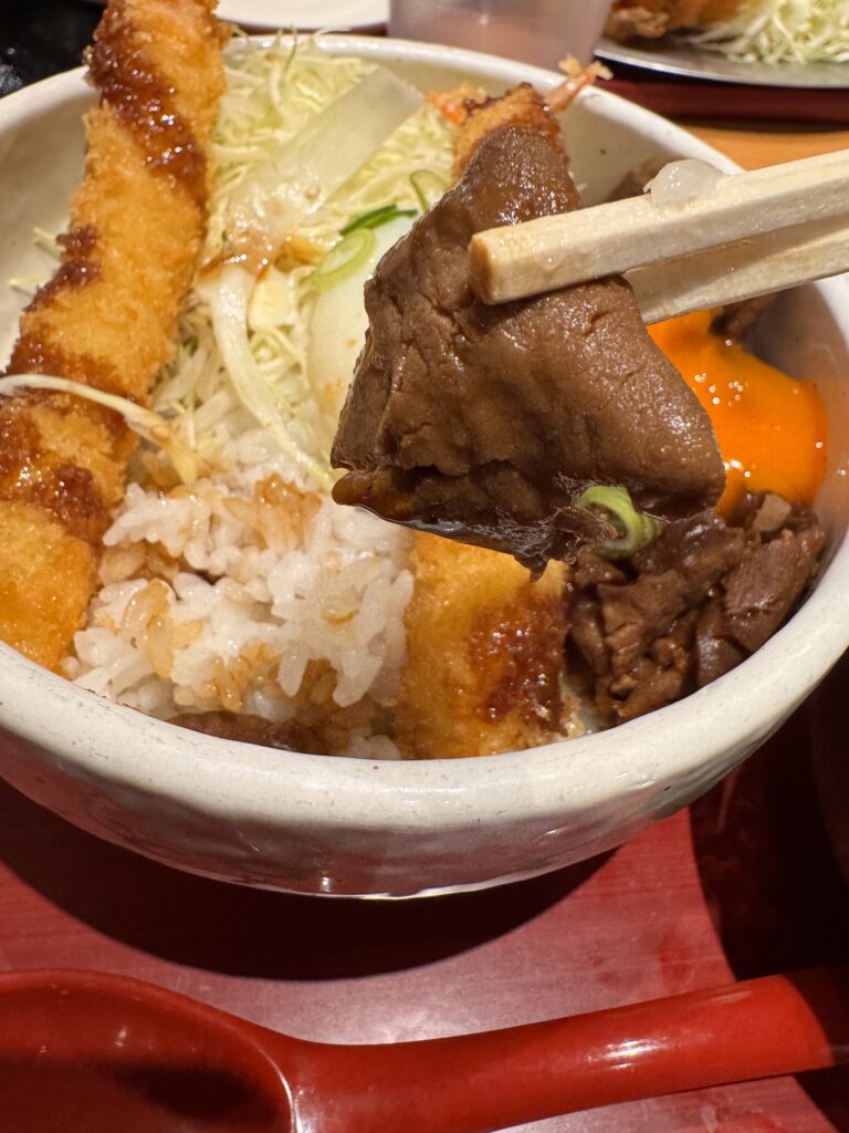 海老どて丼のどて煮