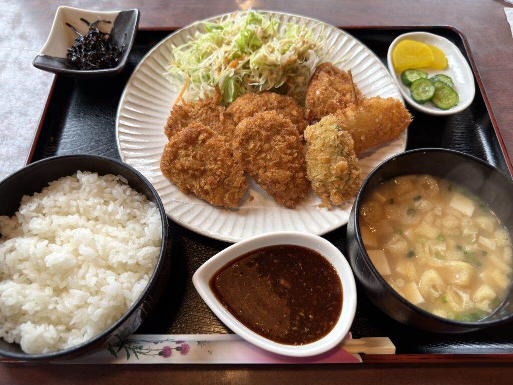 サンデーのヒレカツ定食