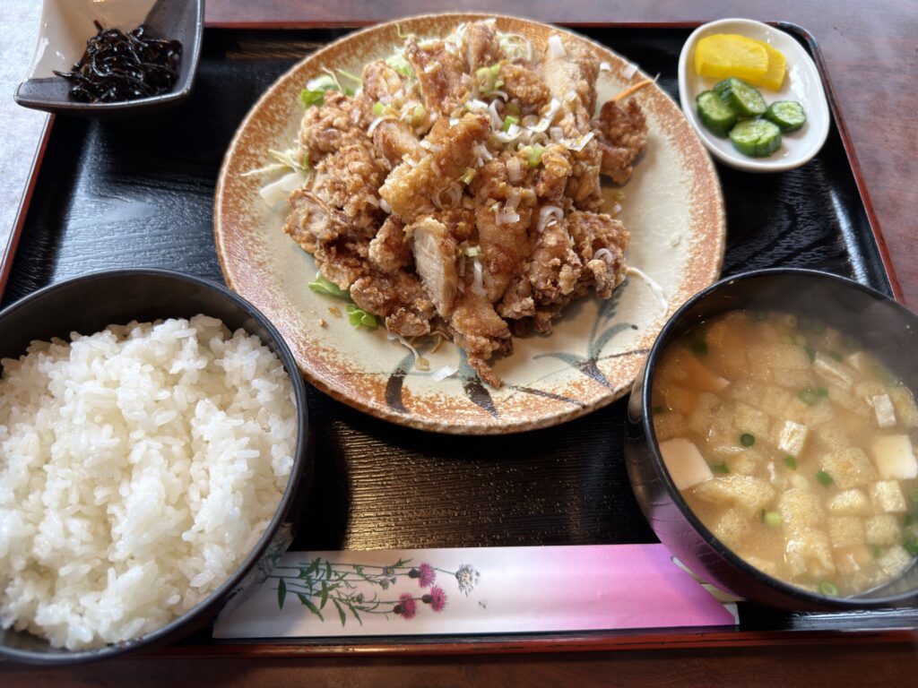 サンデーの油淋鶏定食