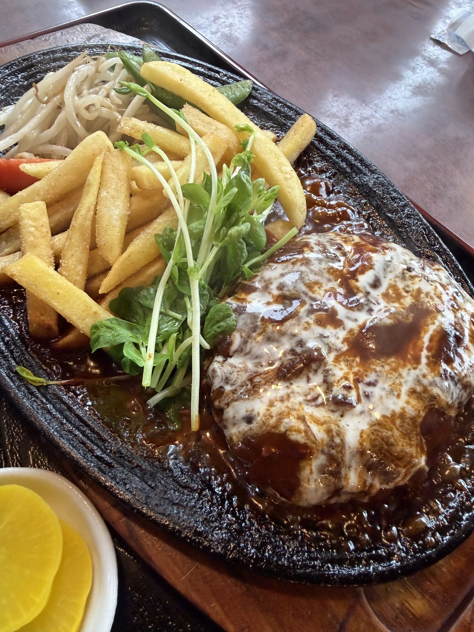 唐津市のサンデーで洋食ランチ