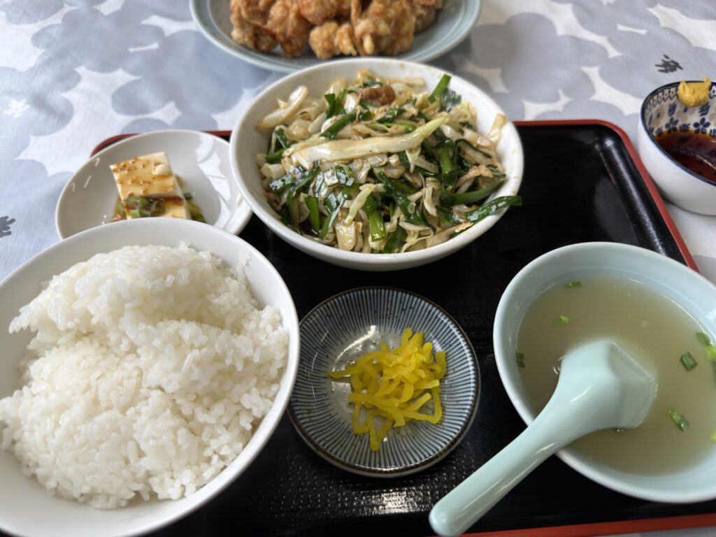 中国料理王府のニラブタ定食