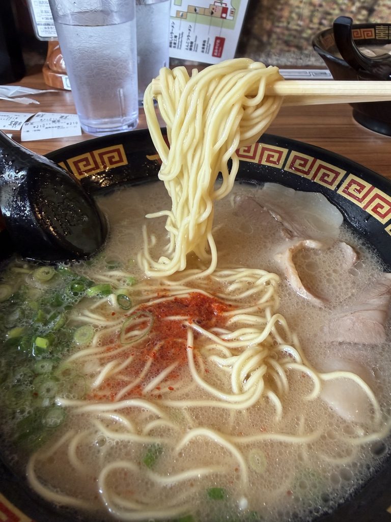 一蘭の天然とんこつラーメンの細麺