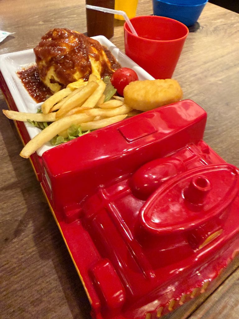 龍神丸イオンモール筑紫野店のお子様オムライスプレートとポテト
